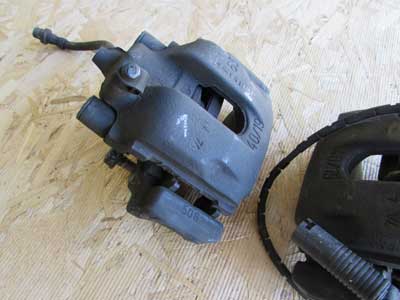 BMW Rear Brake Calipers with Carriers (Includes Left and Right) 34216758135 E46 E85 323i 325i 328i Z42